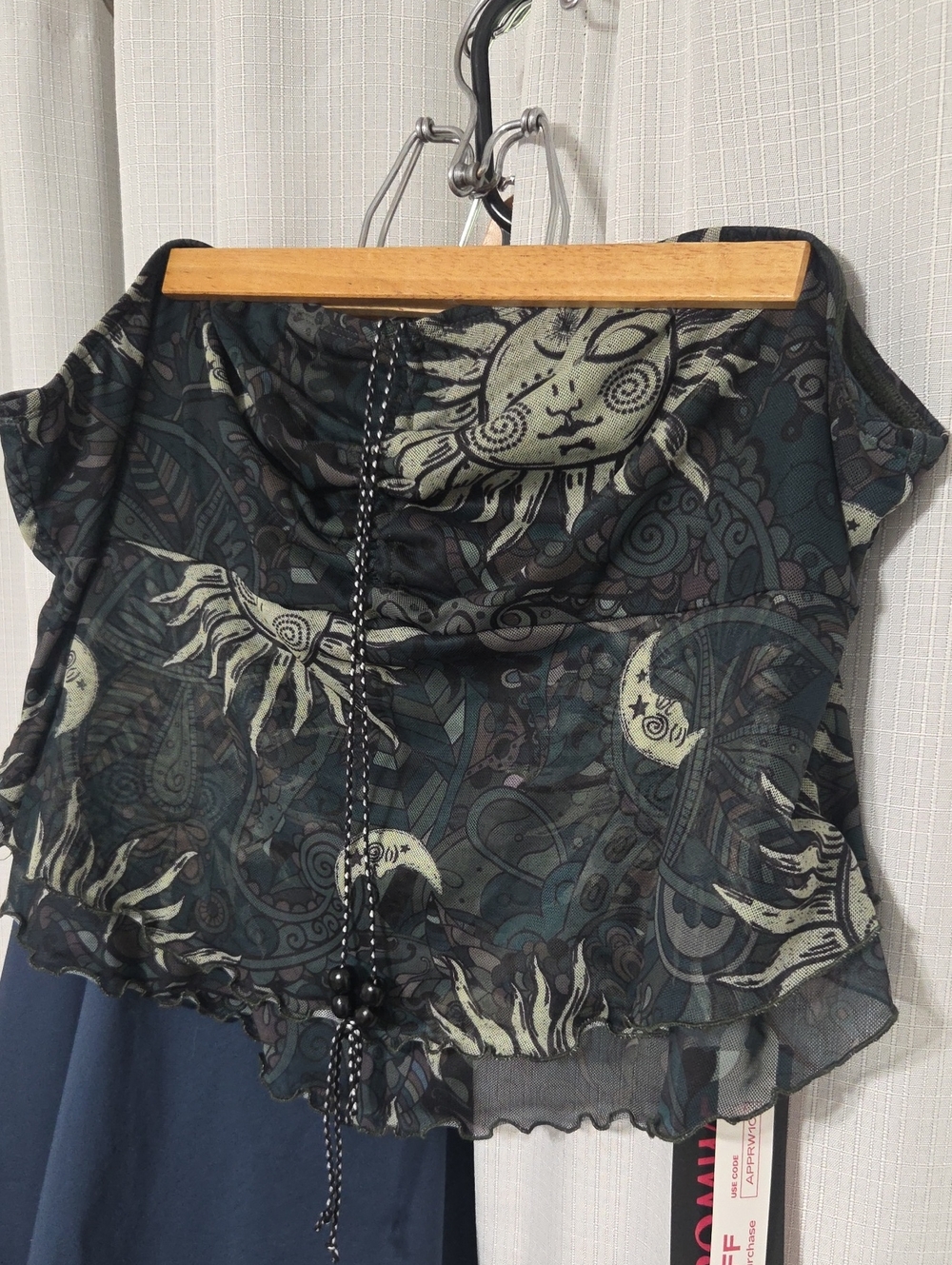 ROMWE  Moon & Sun Print Overlay Top - Black Green
